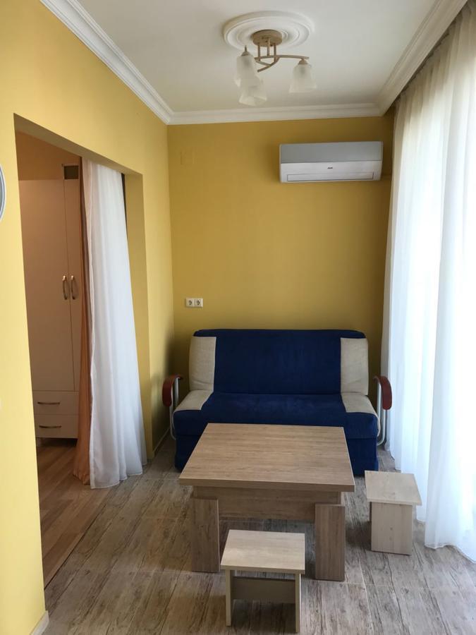 Griboedovi N.6 Apartamento Batumi Exterior foto